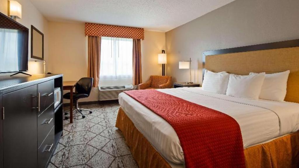 Best Western Nittany Inn Milroy Екстер'єр фото
