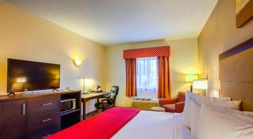 Best Western Nittany Inn Milroy Екстер'єр фото