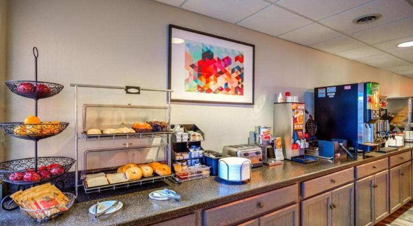 Best Western Nittany Inn Milroy Екстер'єр фото