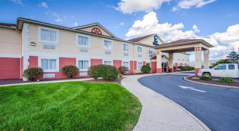 Best Western Nittany Inn Milroy Екстер'єр фото